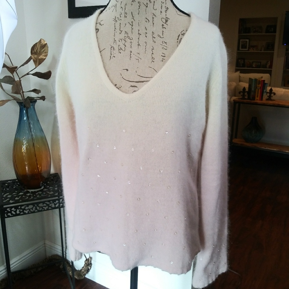 Newport News Lambswool/Angora Sweater. XL